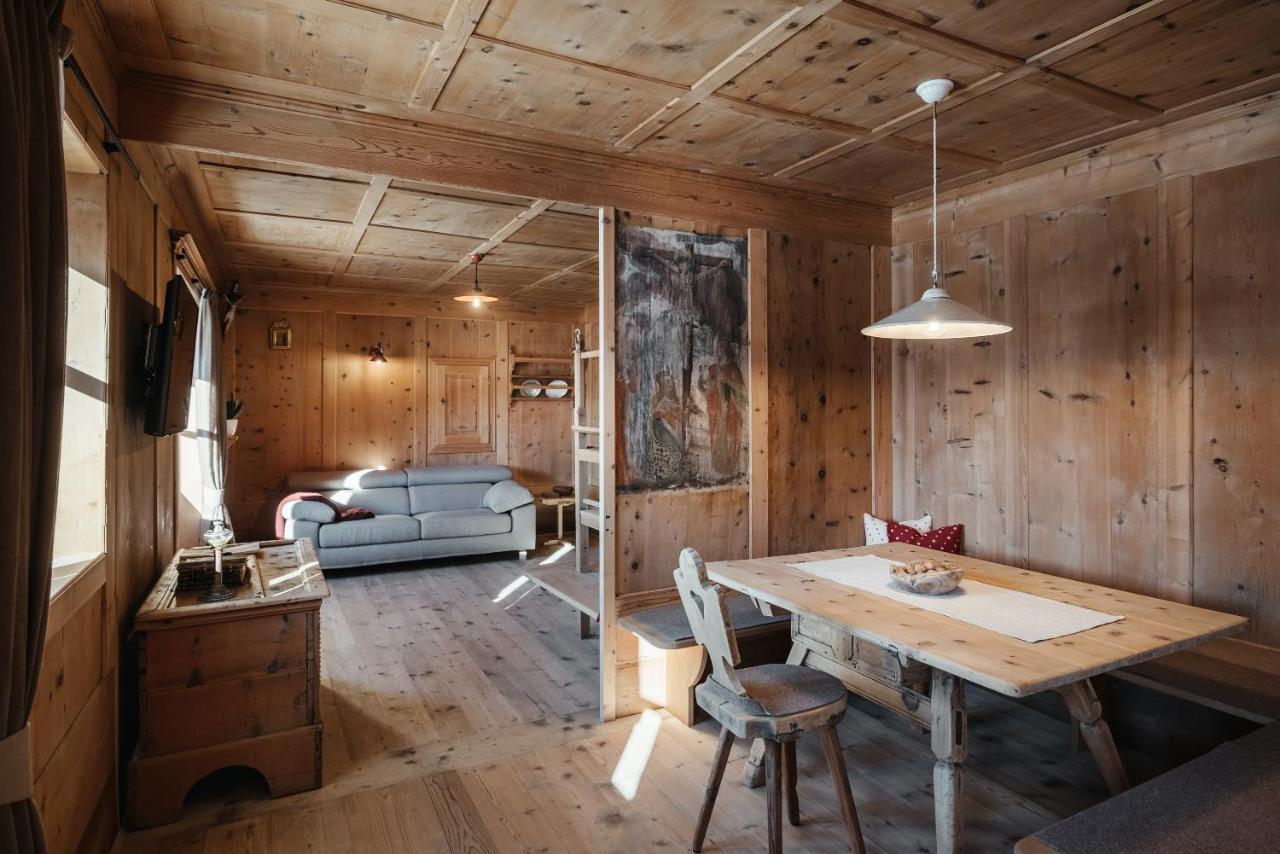 Luech Colz Apartment Badia  Luaran gambar